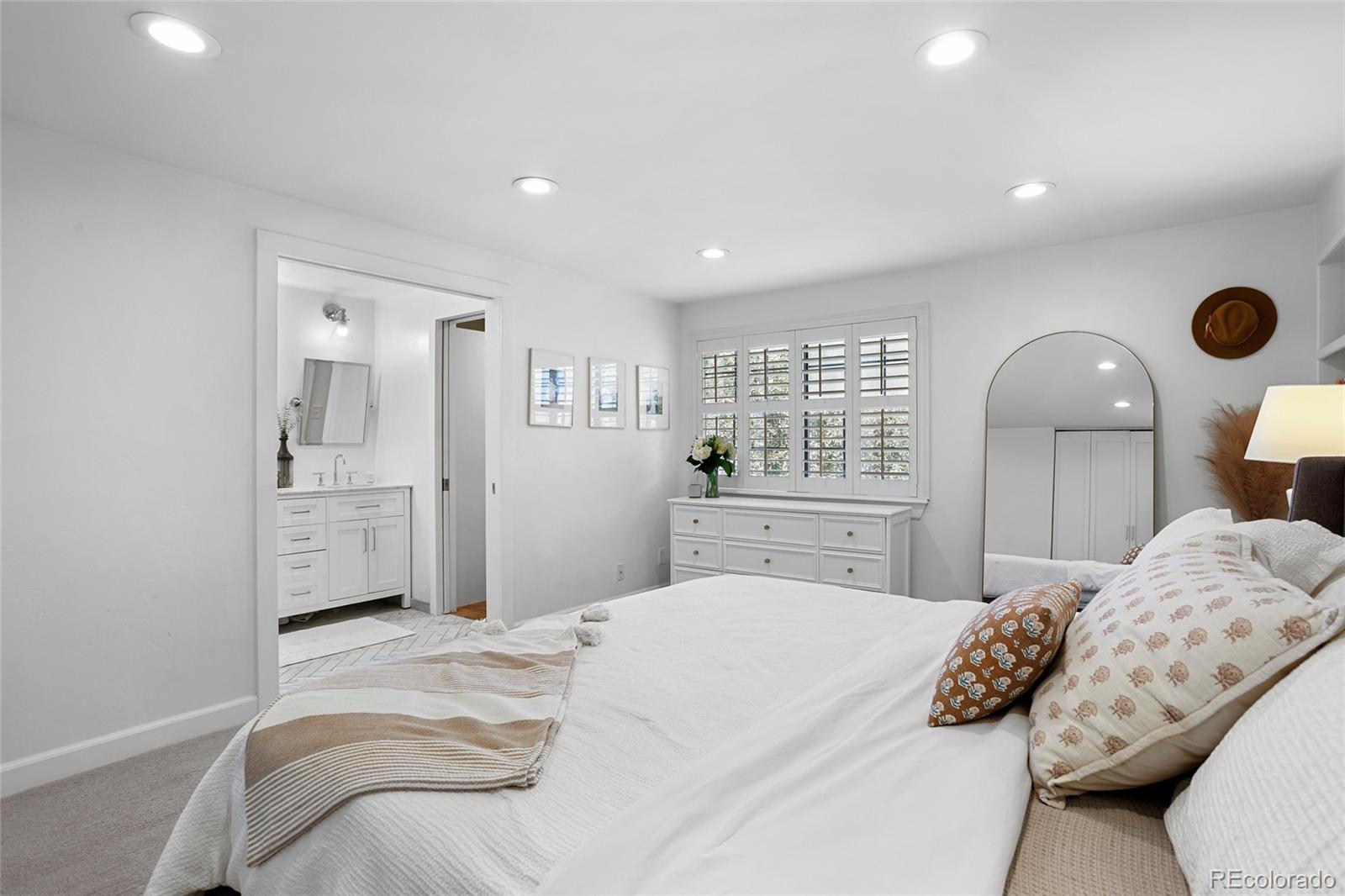 7968 S Trenton Street