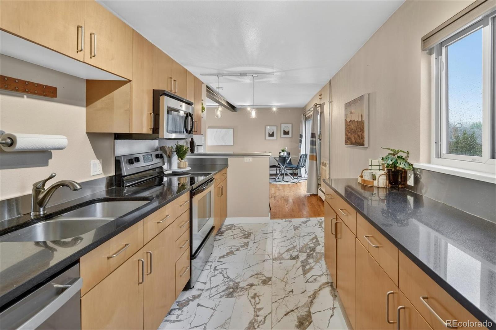 1245 Columbine Street Unit: 407