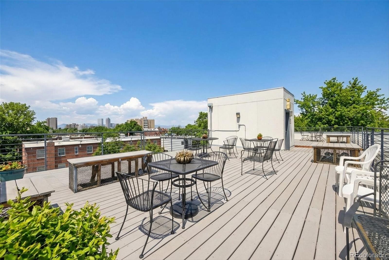 1245 Columbine Street Unit: 407