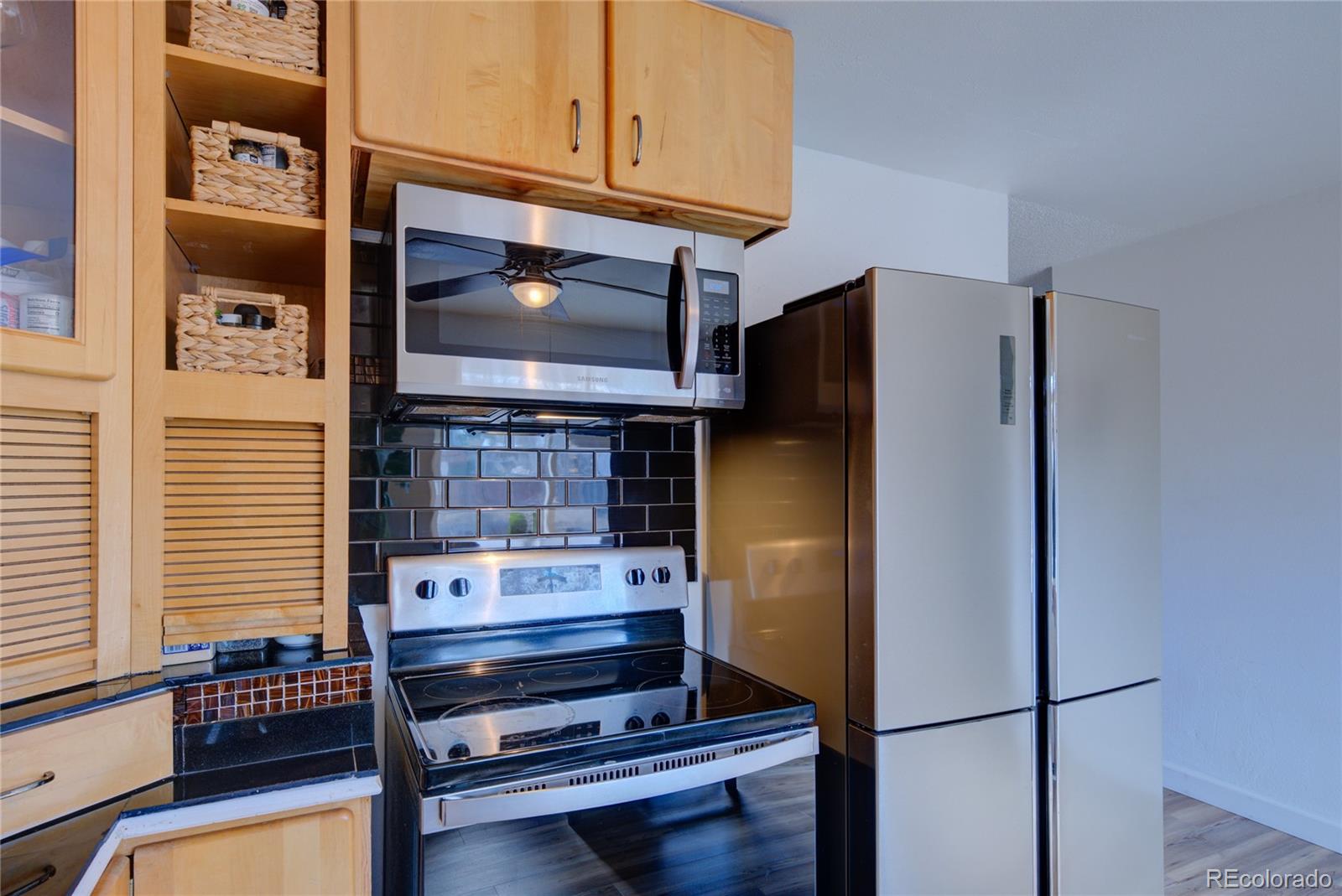 4717 S Gracemoor Circle