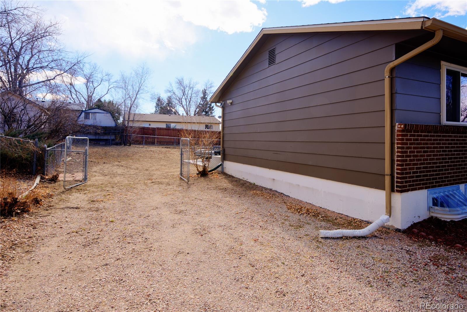 4717 S Gracemoor Circle