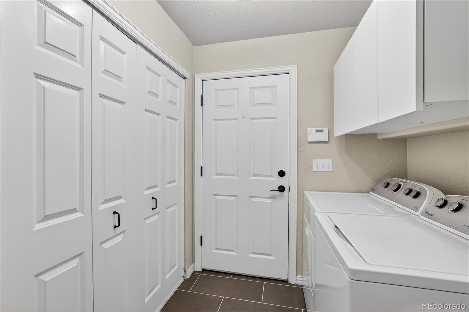 8300 E Fairmount Drive Unit: Y102