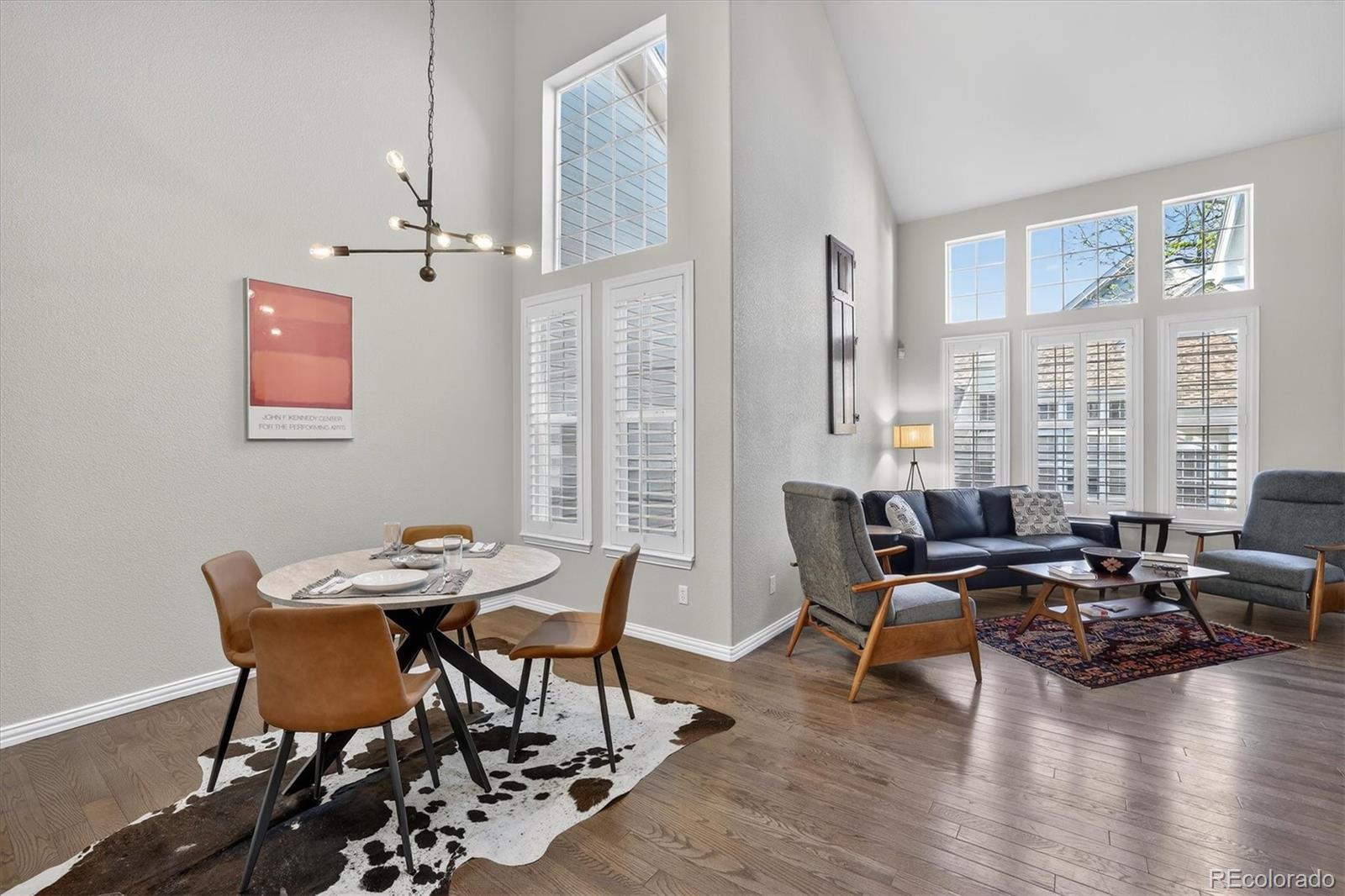 8300 E Fairmount Drive Unit: Y102