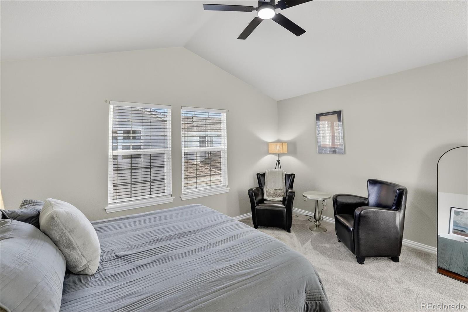 8300 E Fairmount Drive Unit: Y102