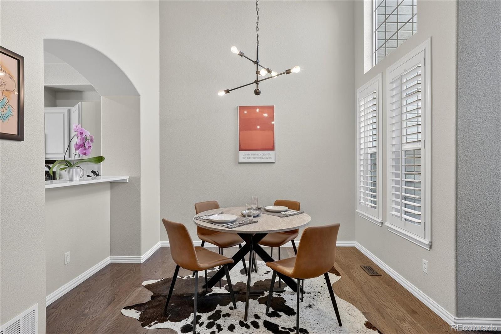 8300 E Fairmount Drive Unit: Y102