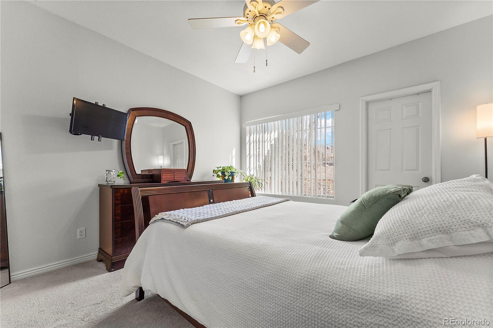 1632 W Canal Circle Unit: 933
