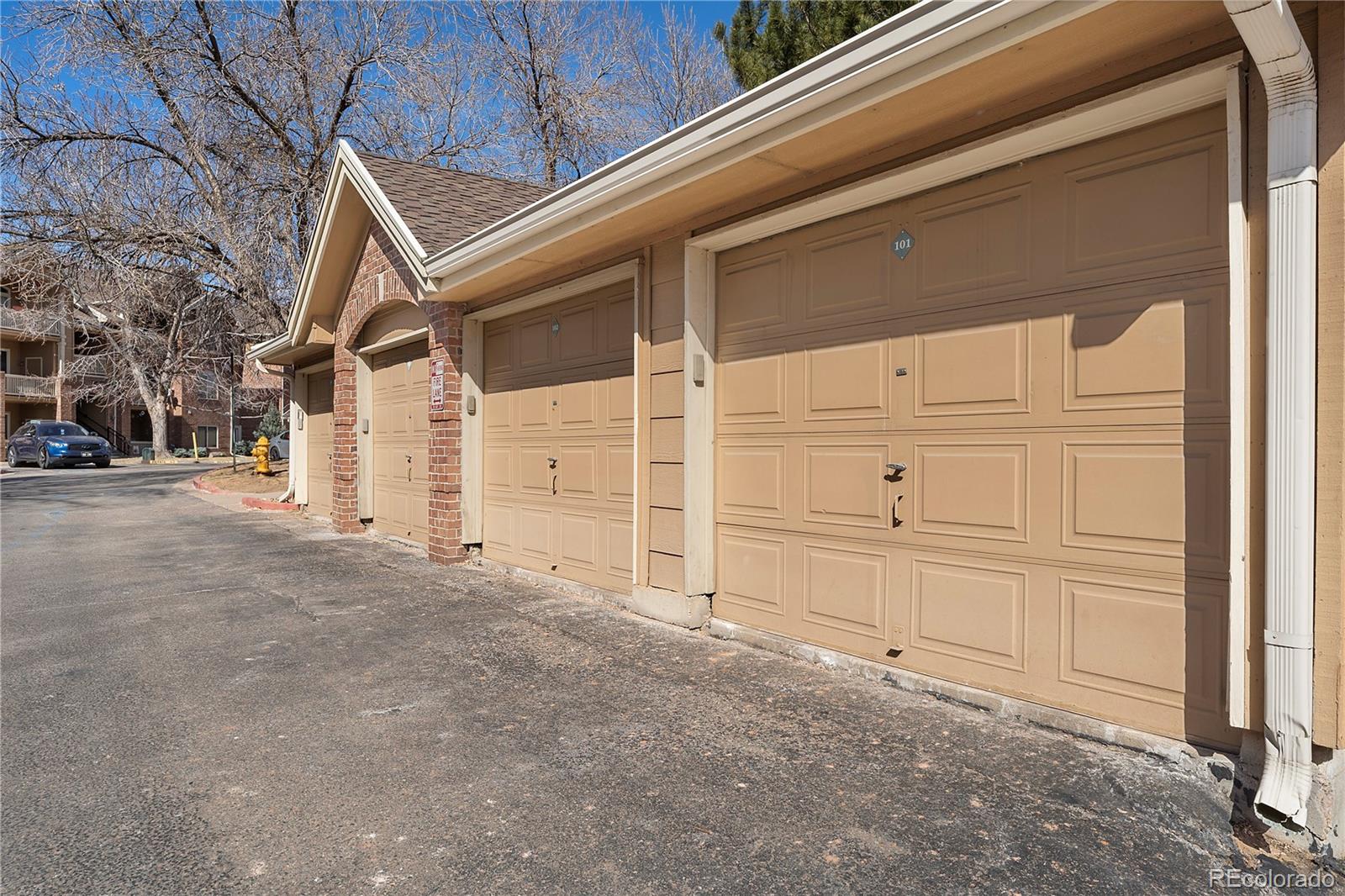 1632 W Canal Circle Unit: 933