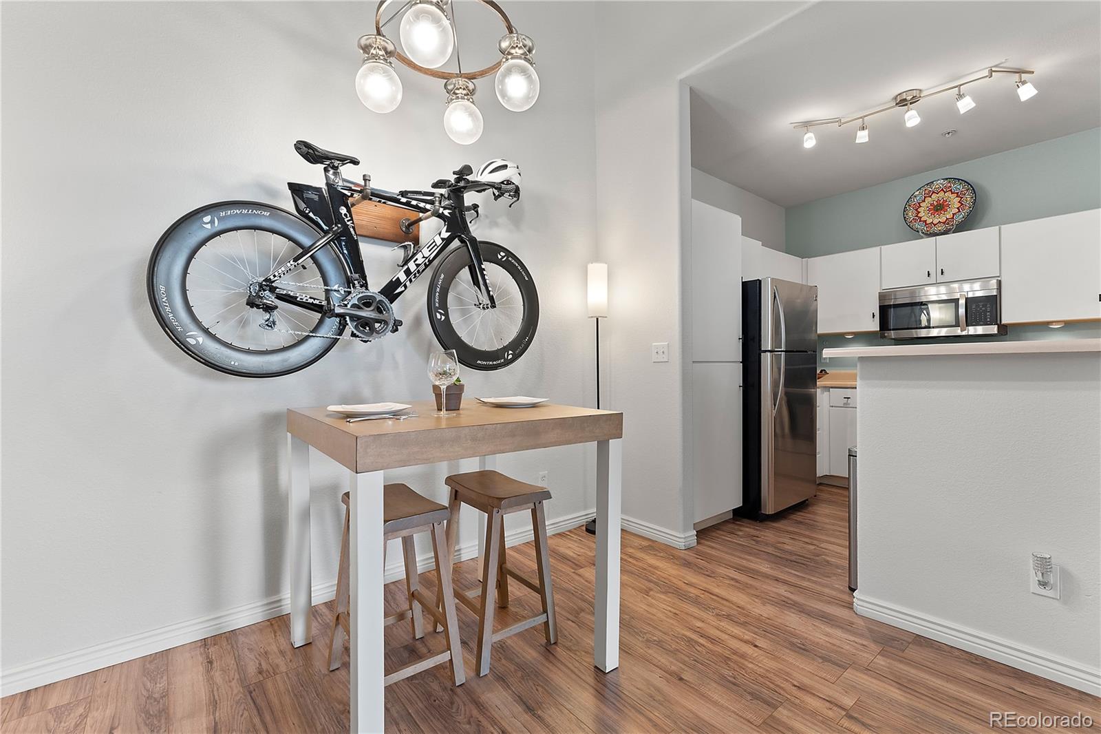 1632 W Canal Circle Unit: 933