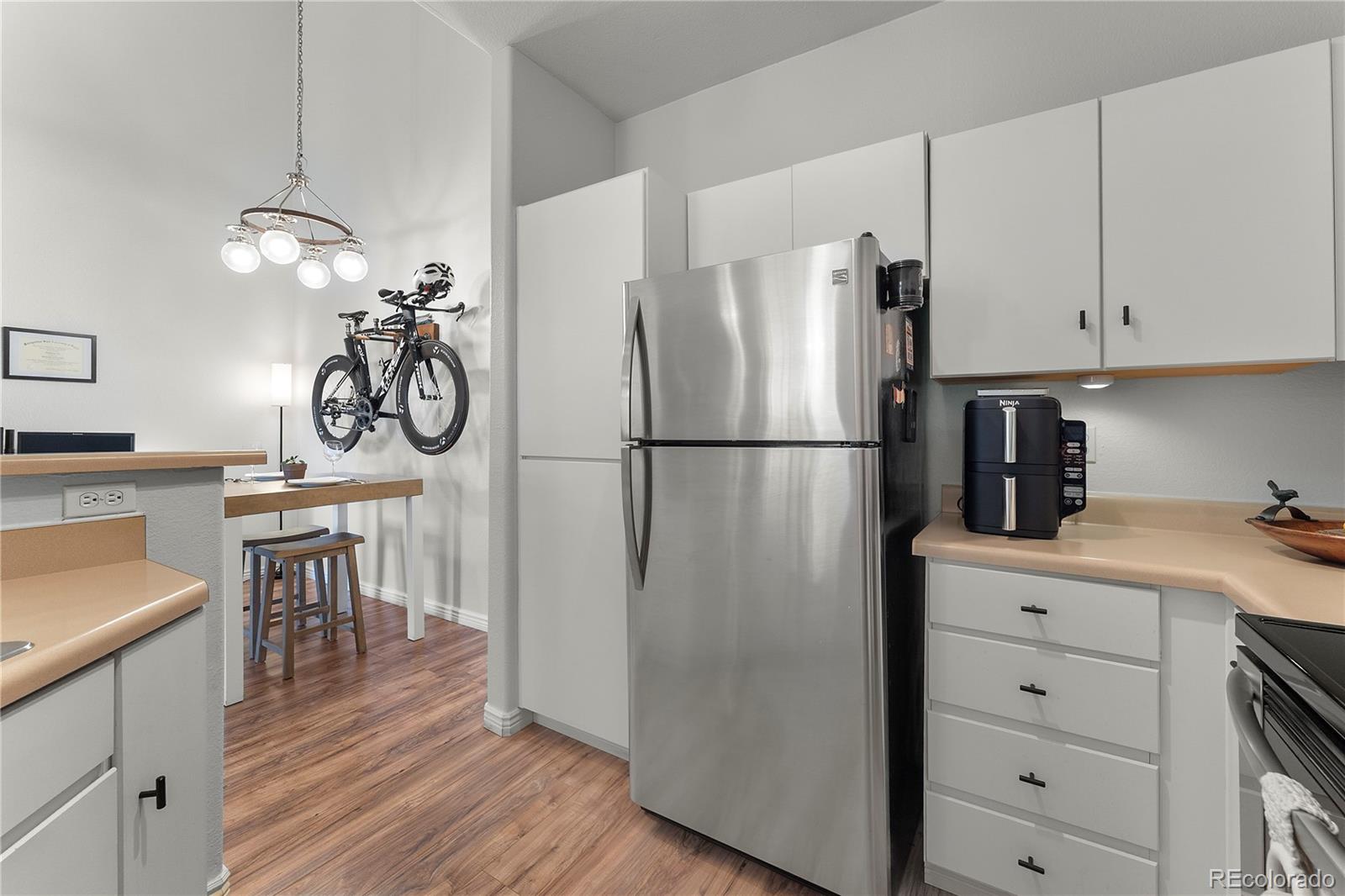 1632 W Canal Circle Unit: 933