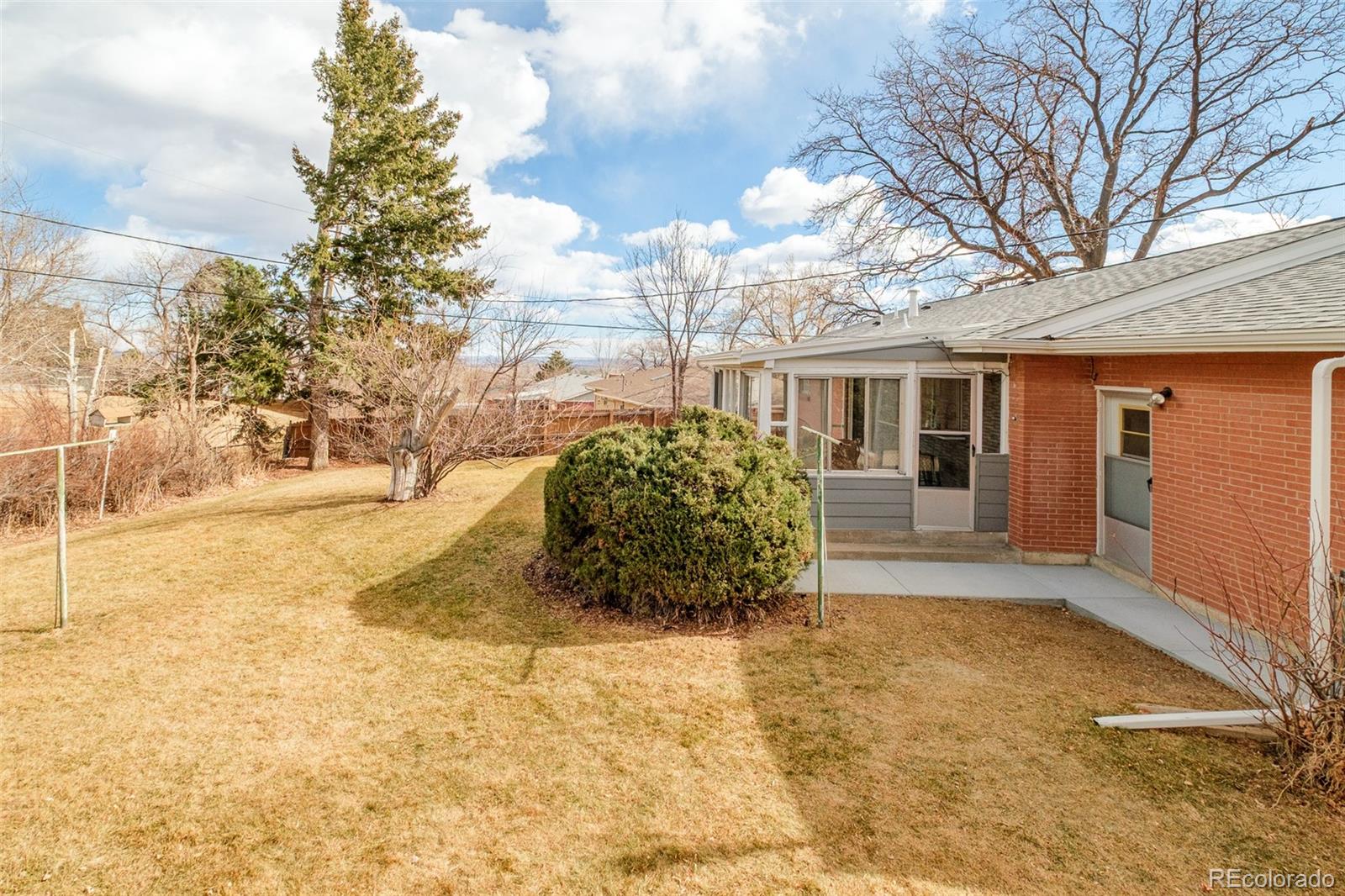 12339 W Carolina Drive