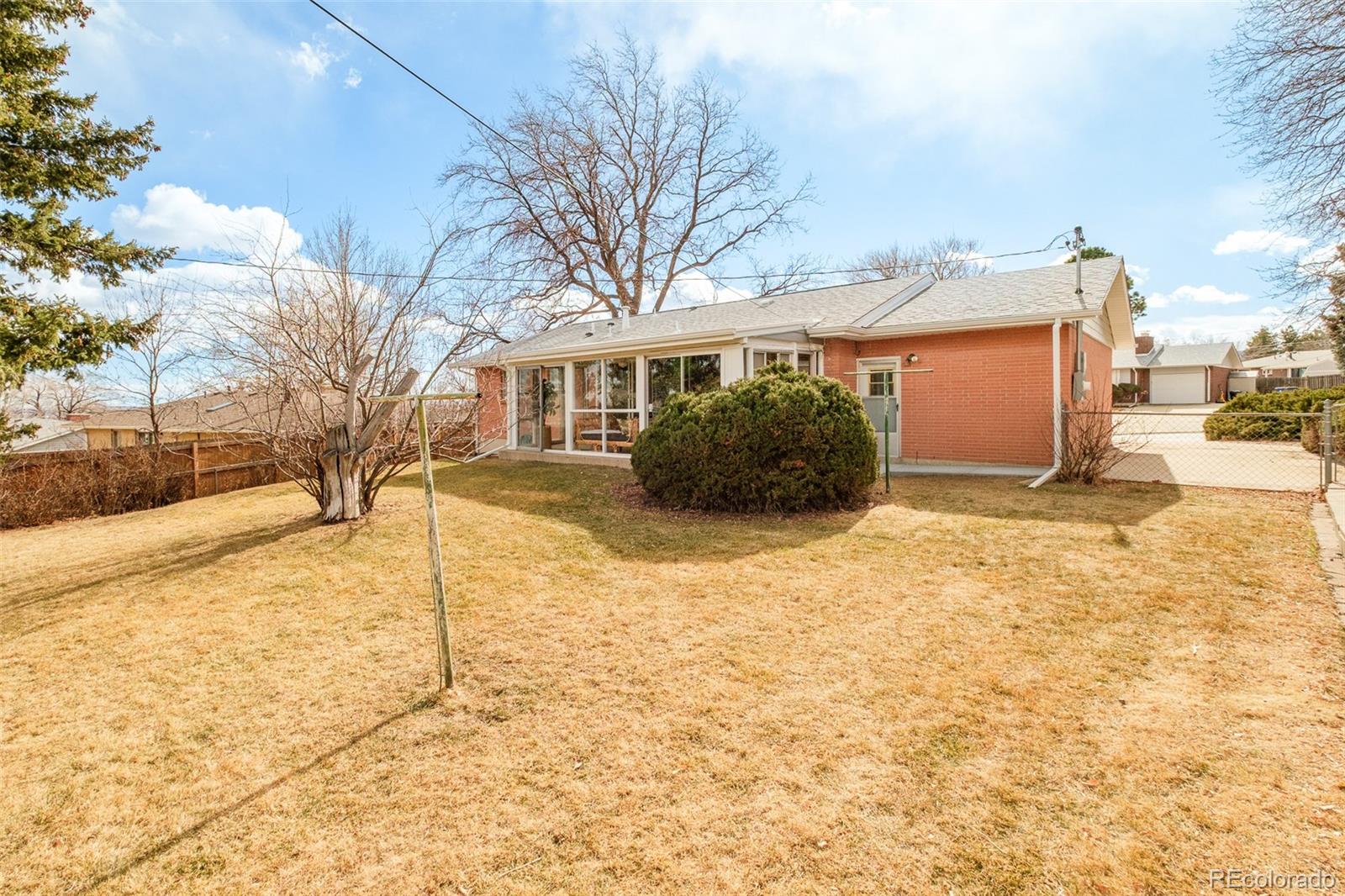 12339 W Carolina Drive