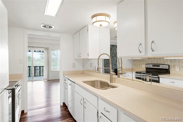 2525 S Dayton Way Unit: 1803