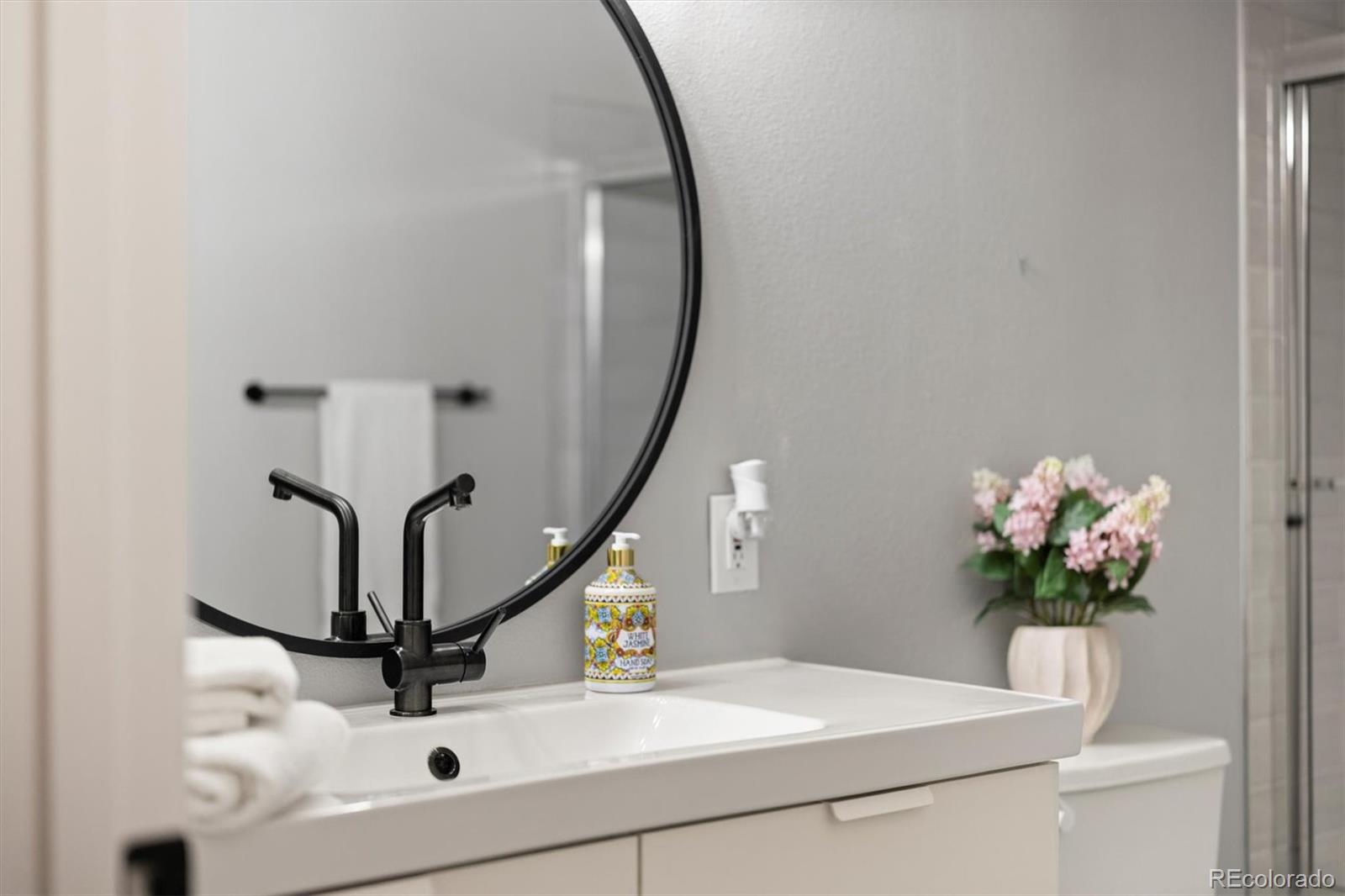 1140 Columbine Street Unit: 106