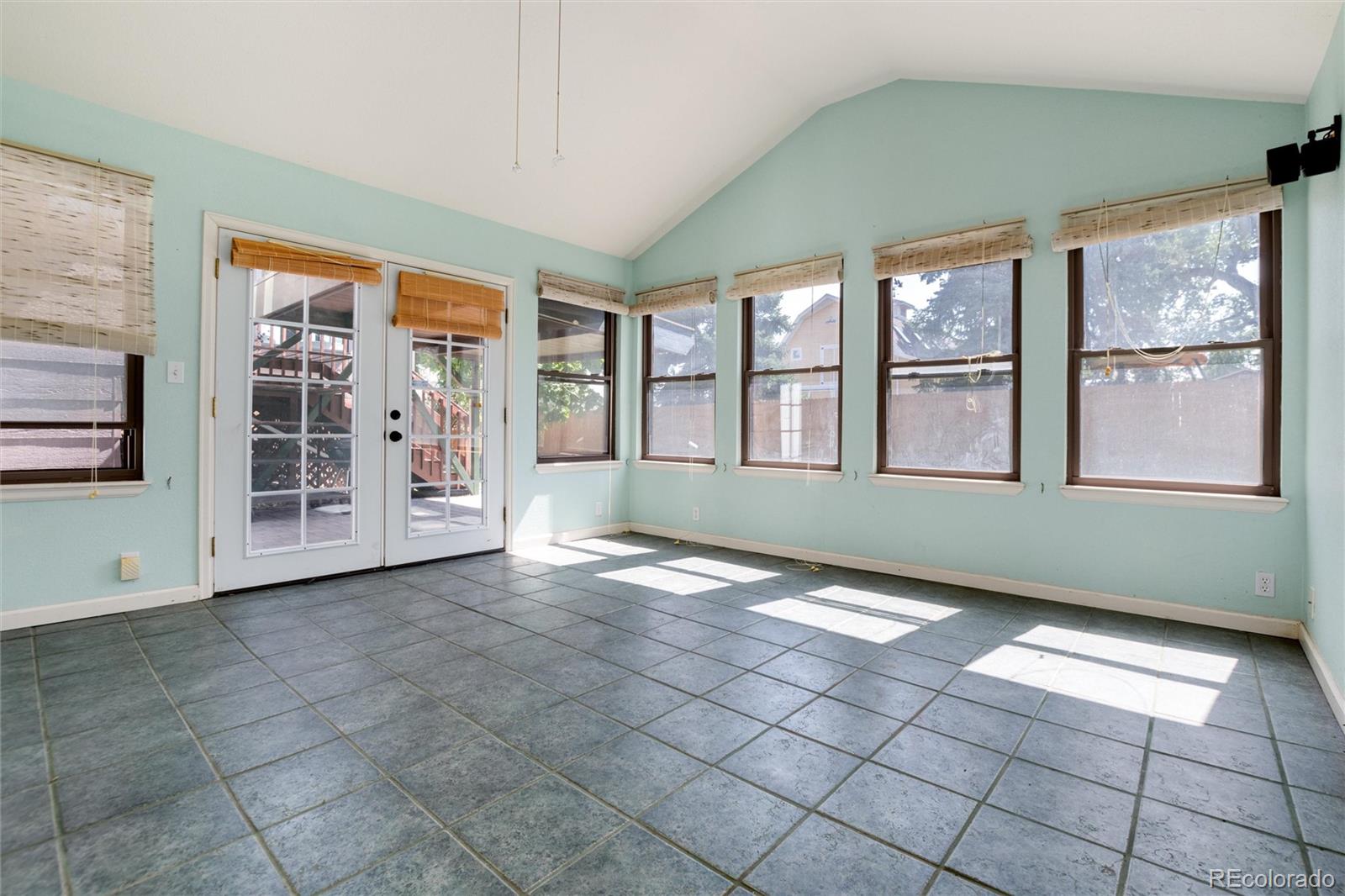 5524 W 60th Place
