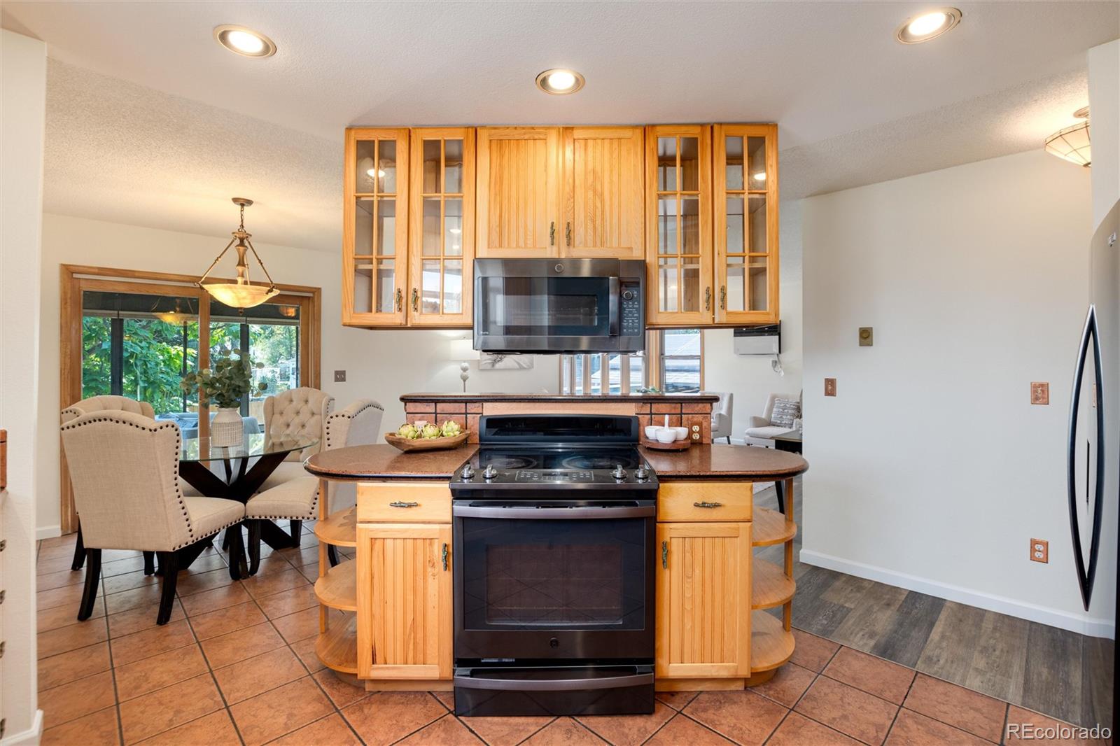 5524 W 60th Place