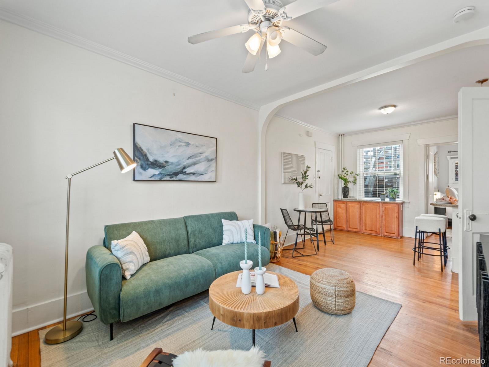 945 N Washington Street Unit: 201