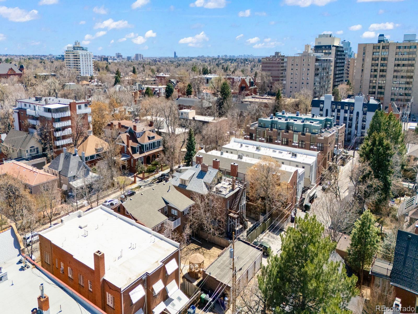945 N Washington Street Unit: 201
