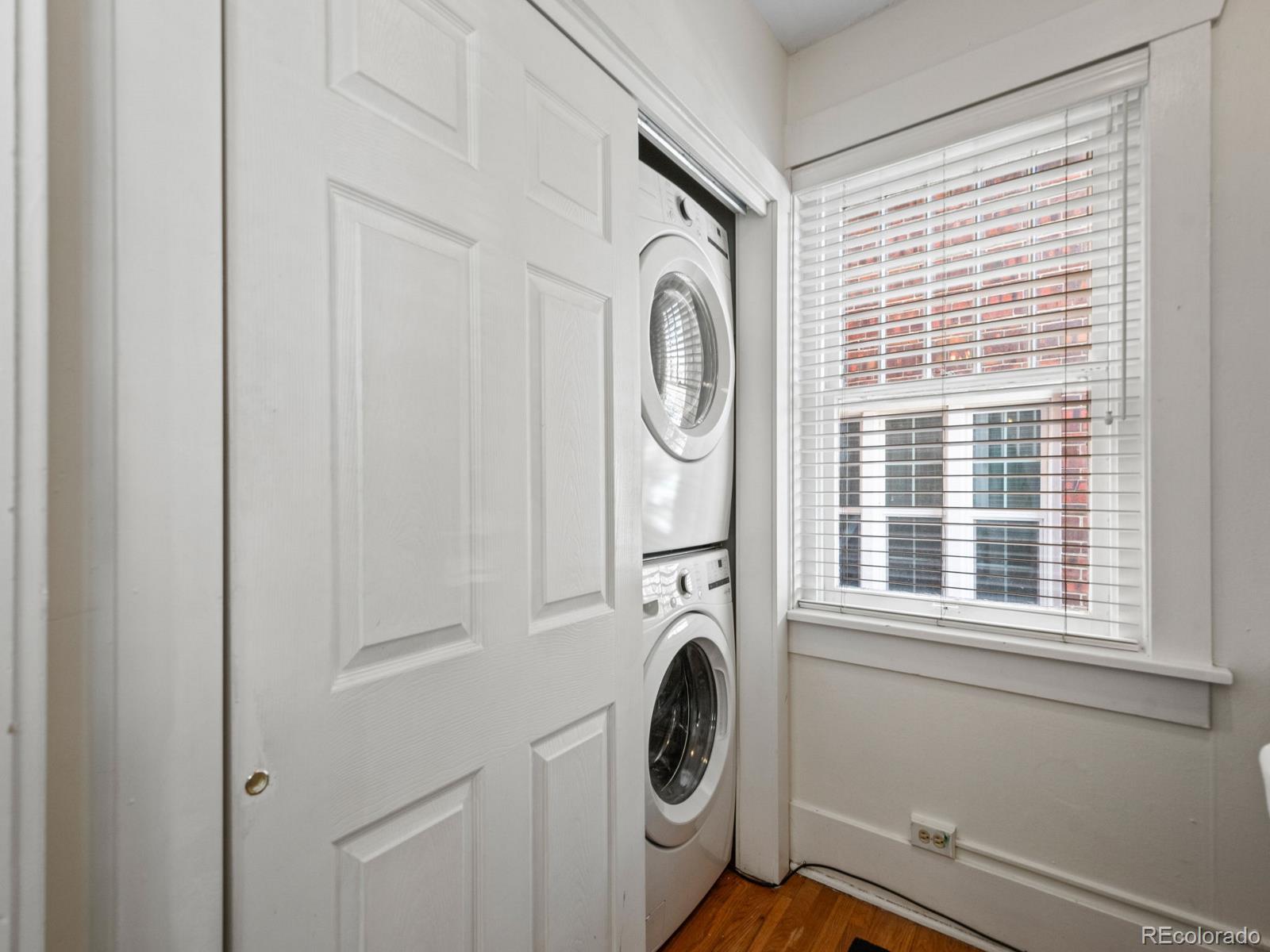 945 N Washington Street Unit: 201