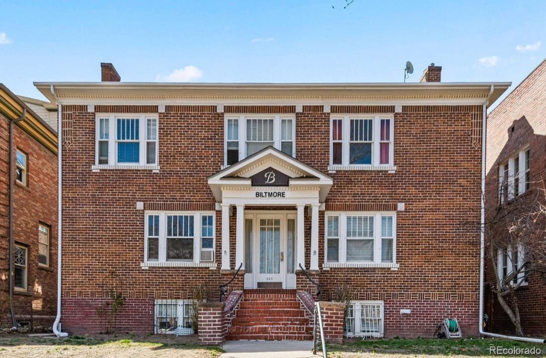 945 N Washington Street Unit: 201