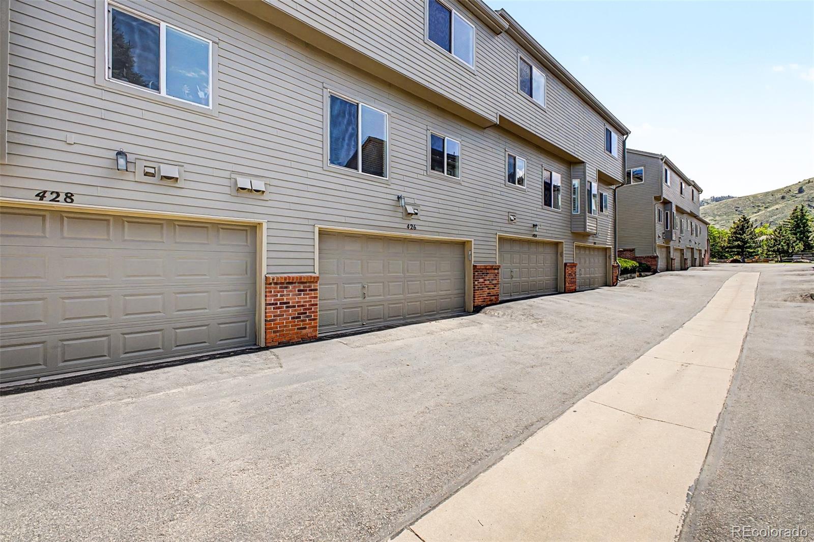 426 Anvil Way