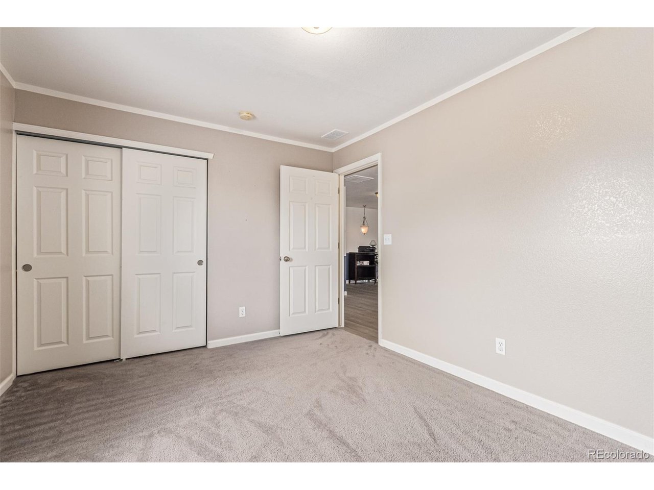249 Vista Blvd