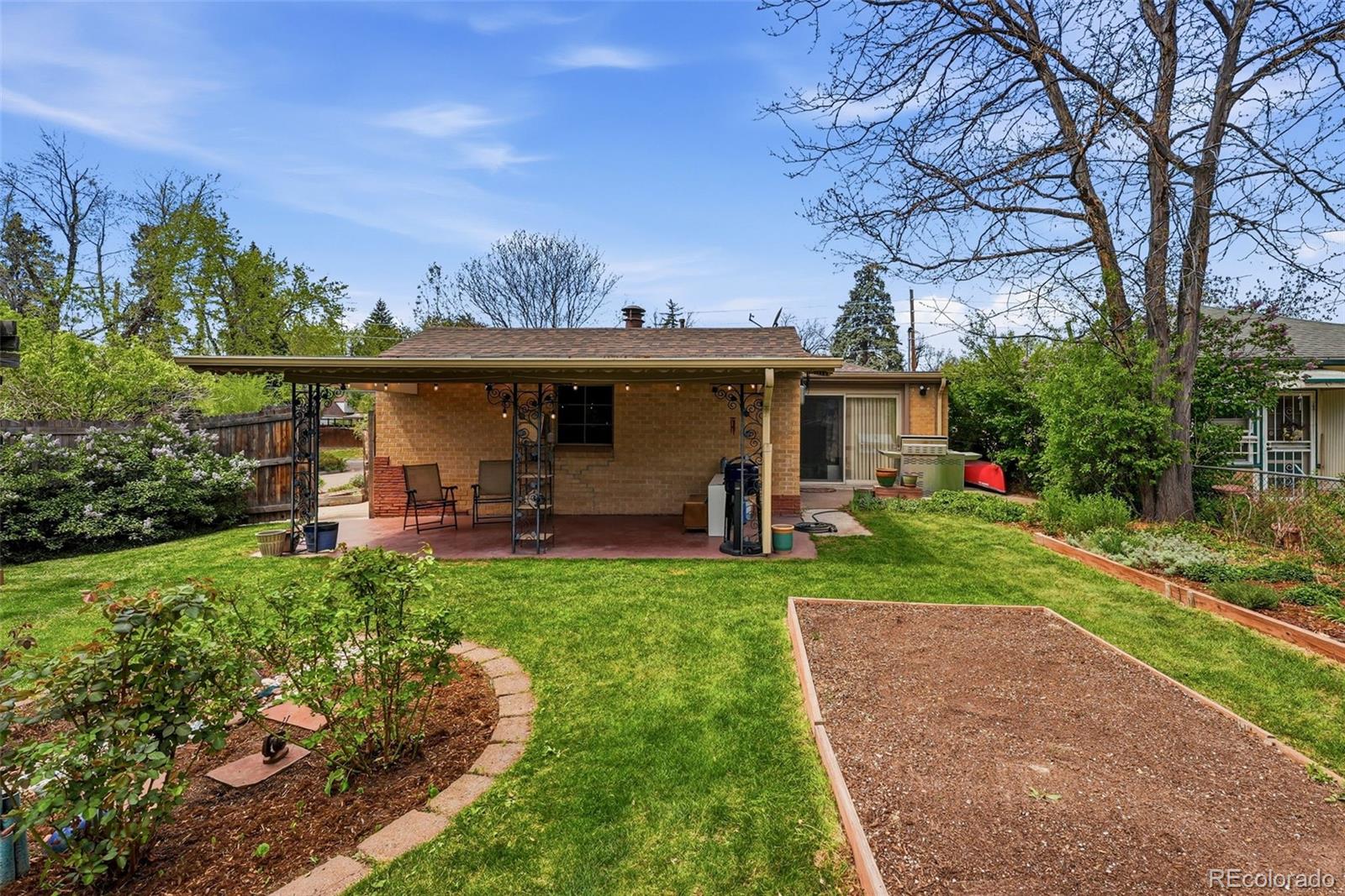 1000 Magnolia Street