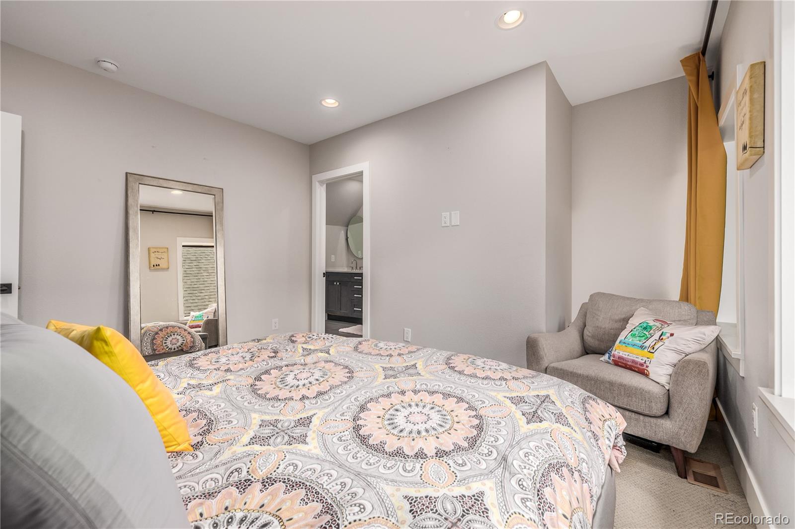 1468 S Washington Street