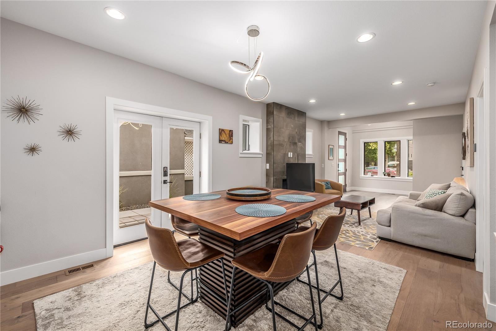 1468 S Washington Street