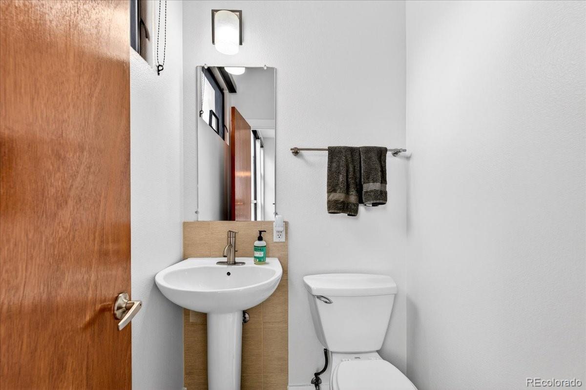 2900 Inca Street Unit: 7