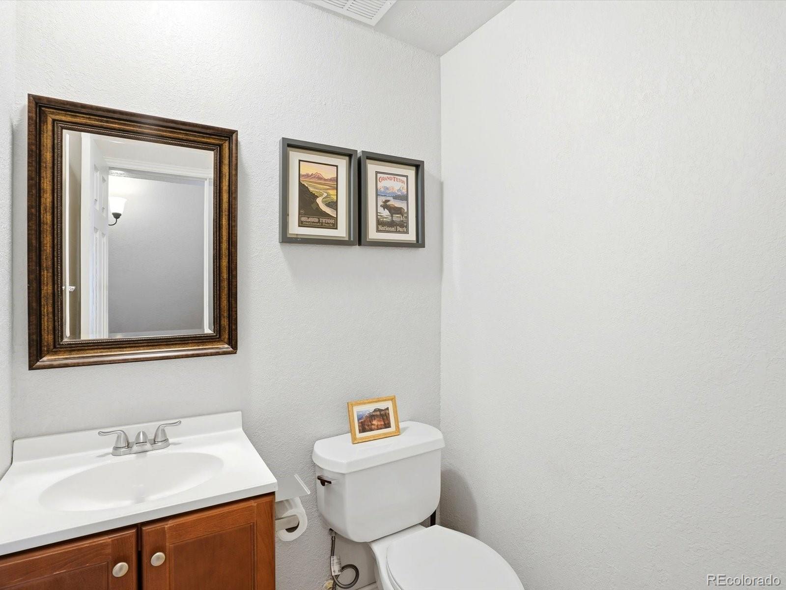 1527 S Owens Street Unit: 12