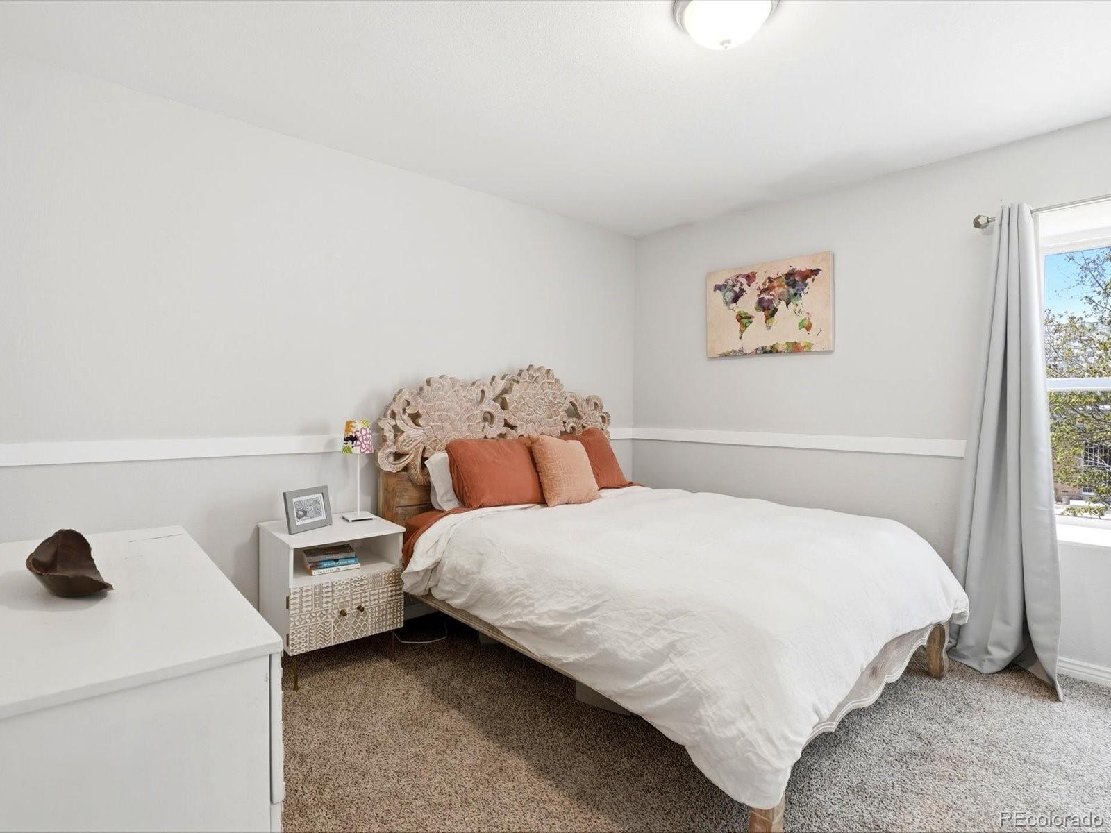 1527 S Owens Street Unit: 12
