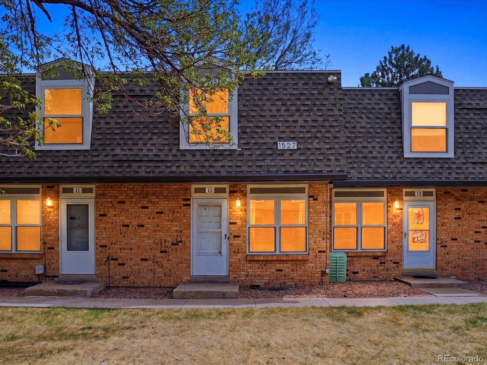 1527 S Owens Street Unit: 12