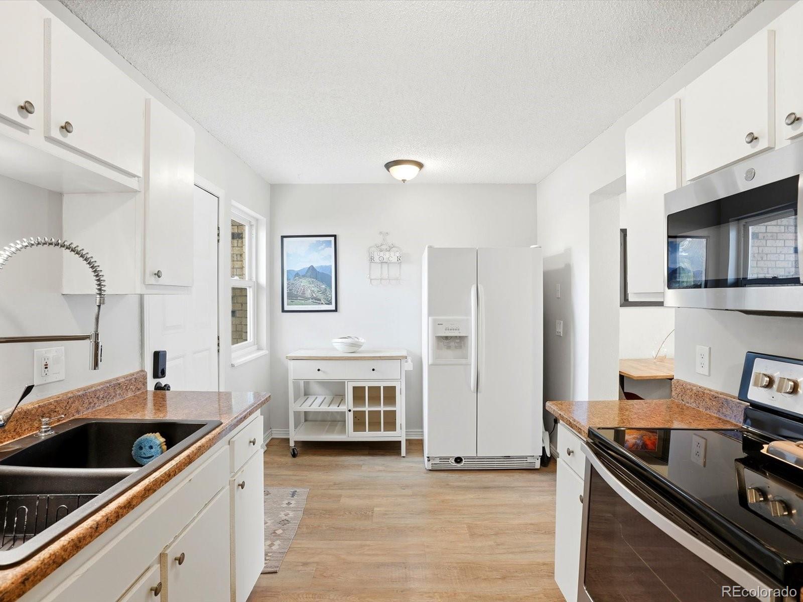 1527 S Owens Street Unit: 12
