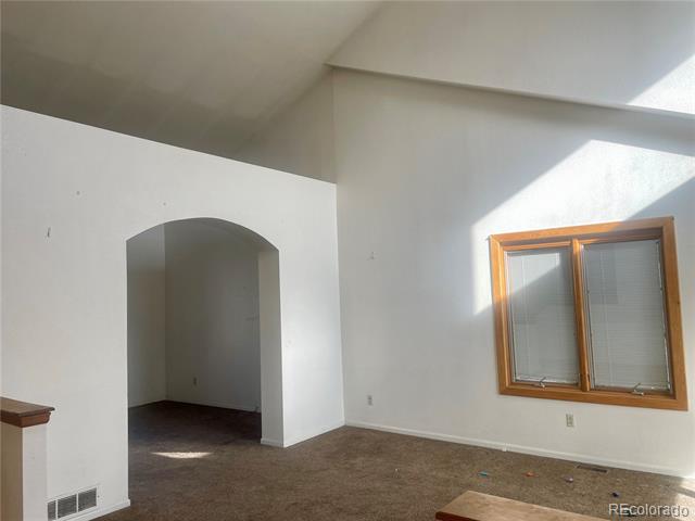 3055 E 133rd Circle