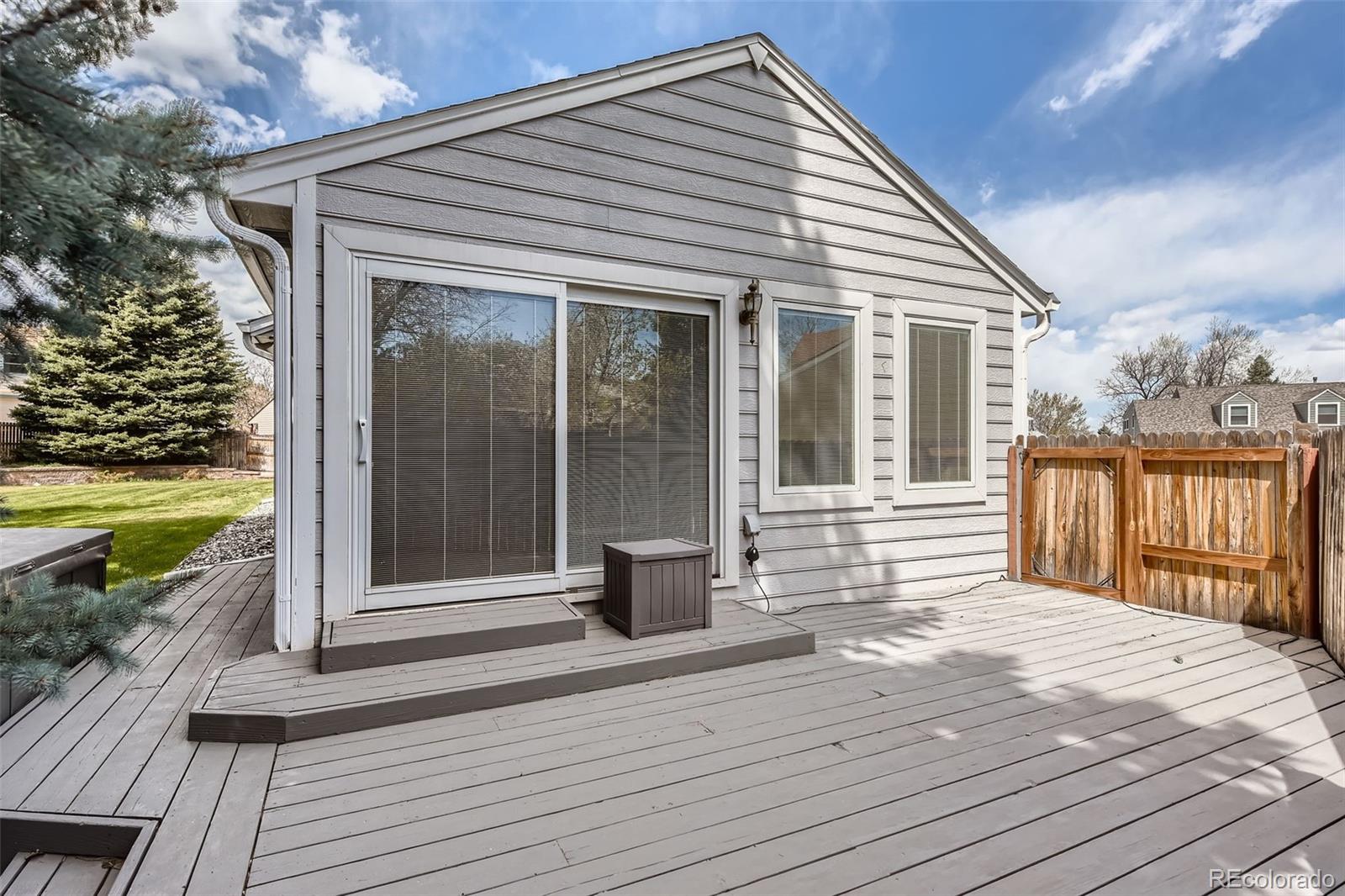 7946 S Pennsylvania Court