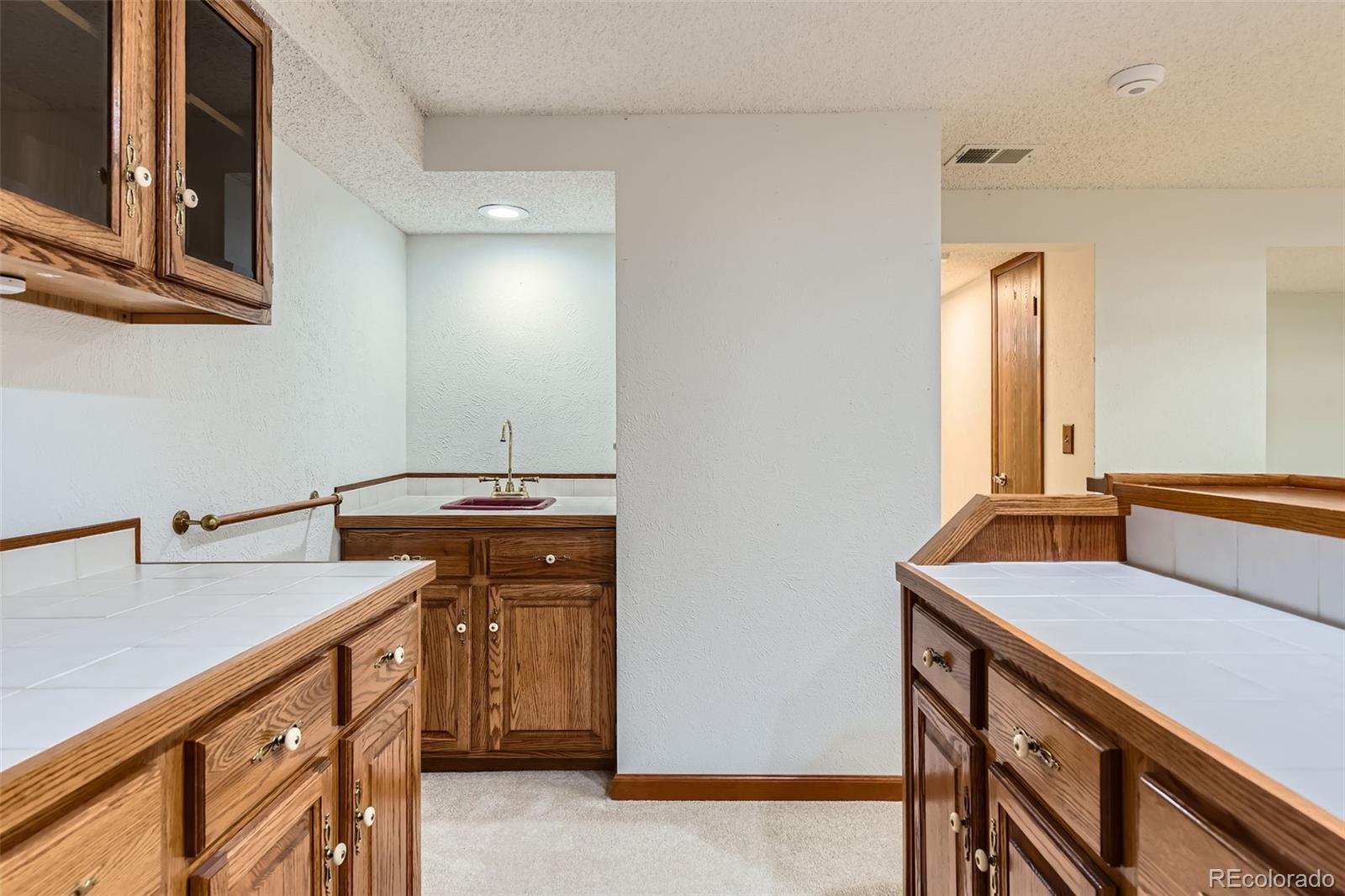 7946 S Pennsylvania Court