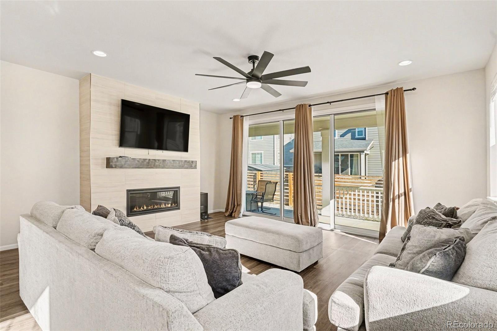 3866 N Fultondale Street