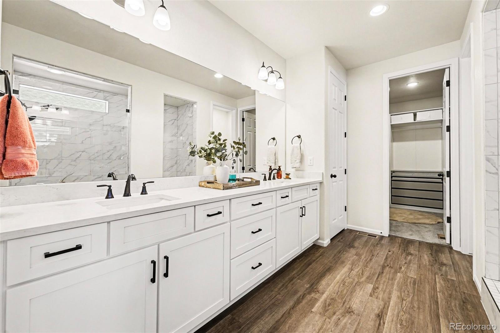 3866 N Fultondale Street