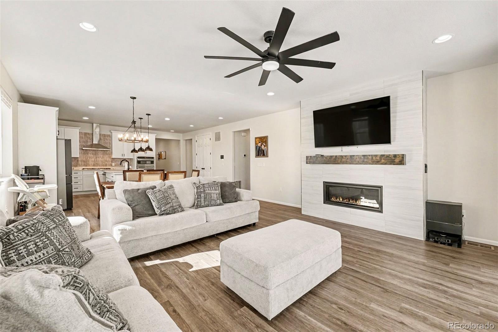 3866 N Fultondale Street