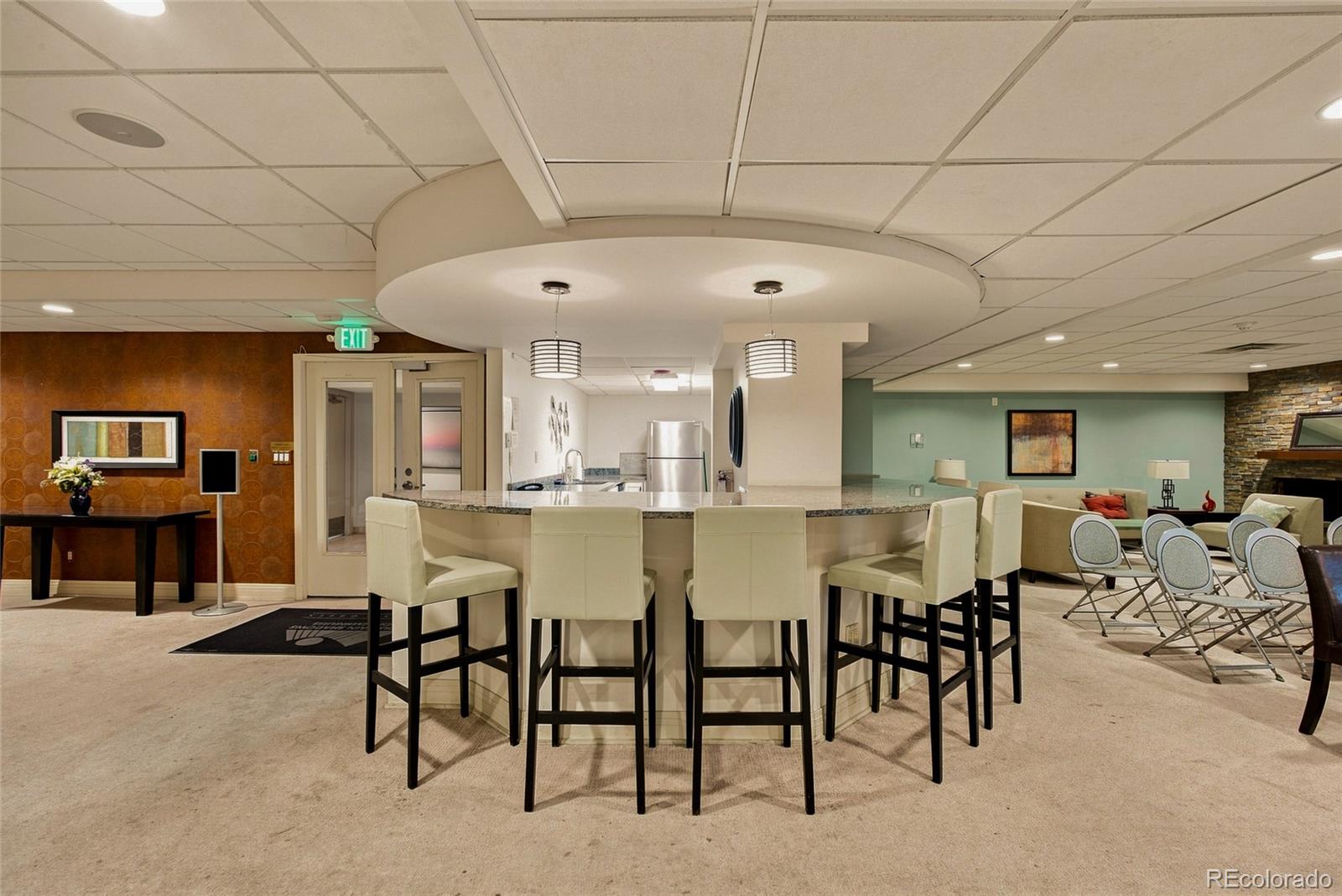2 Adams Street Unit: 908