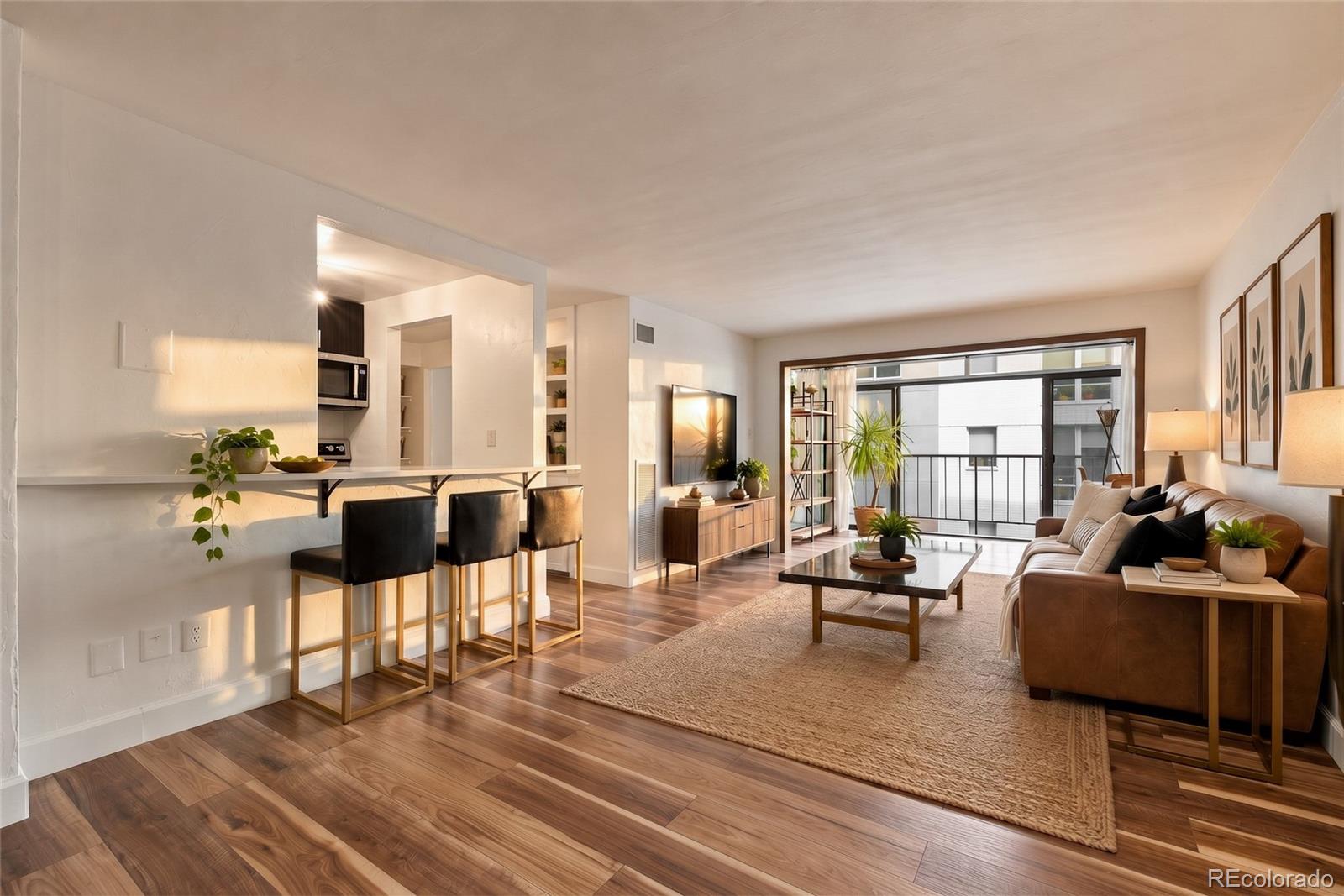 2 Adams Street Unit: 908