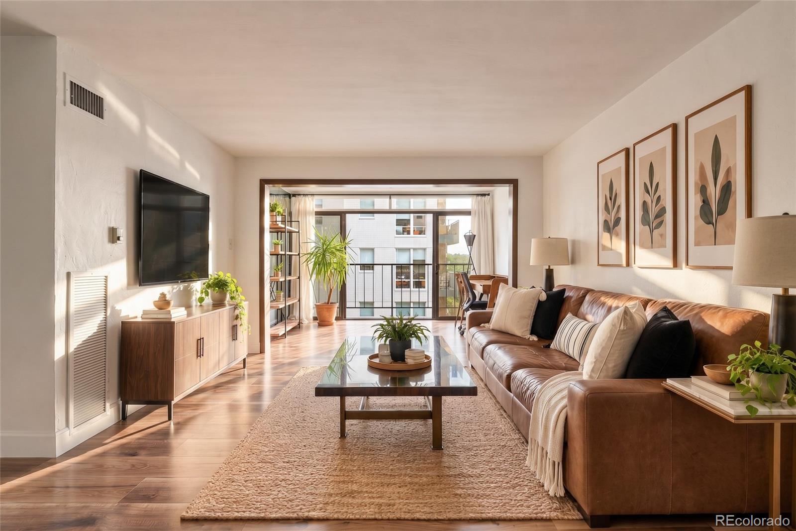 2 Adams Street Unit: 908