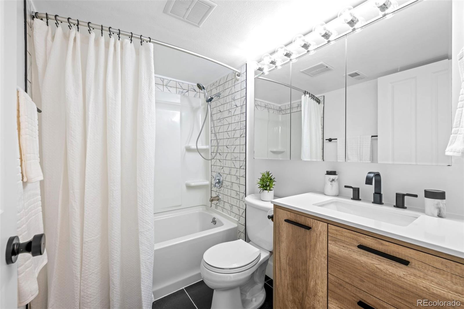 10597 W 107th Avenue