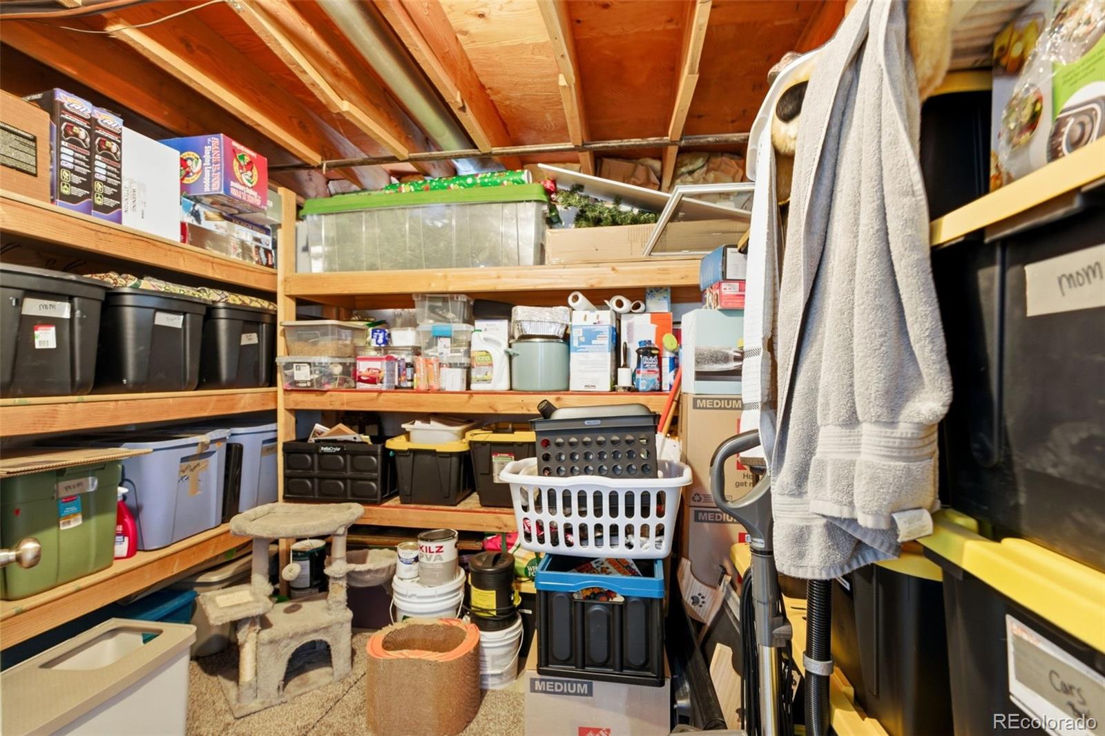 8985 W Euclid Avenue