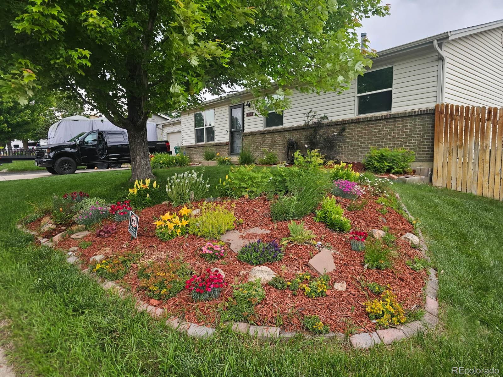 8985 W Euclid Avenue