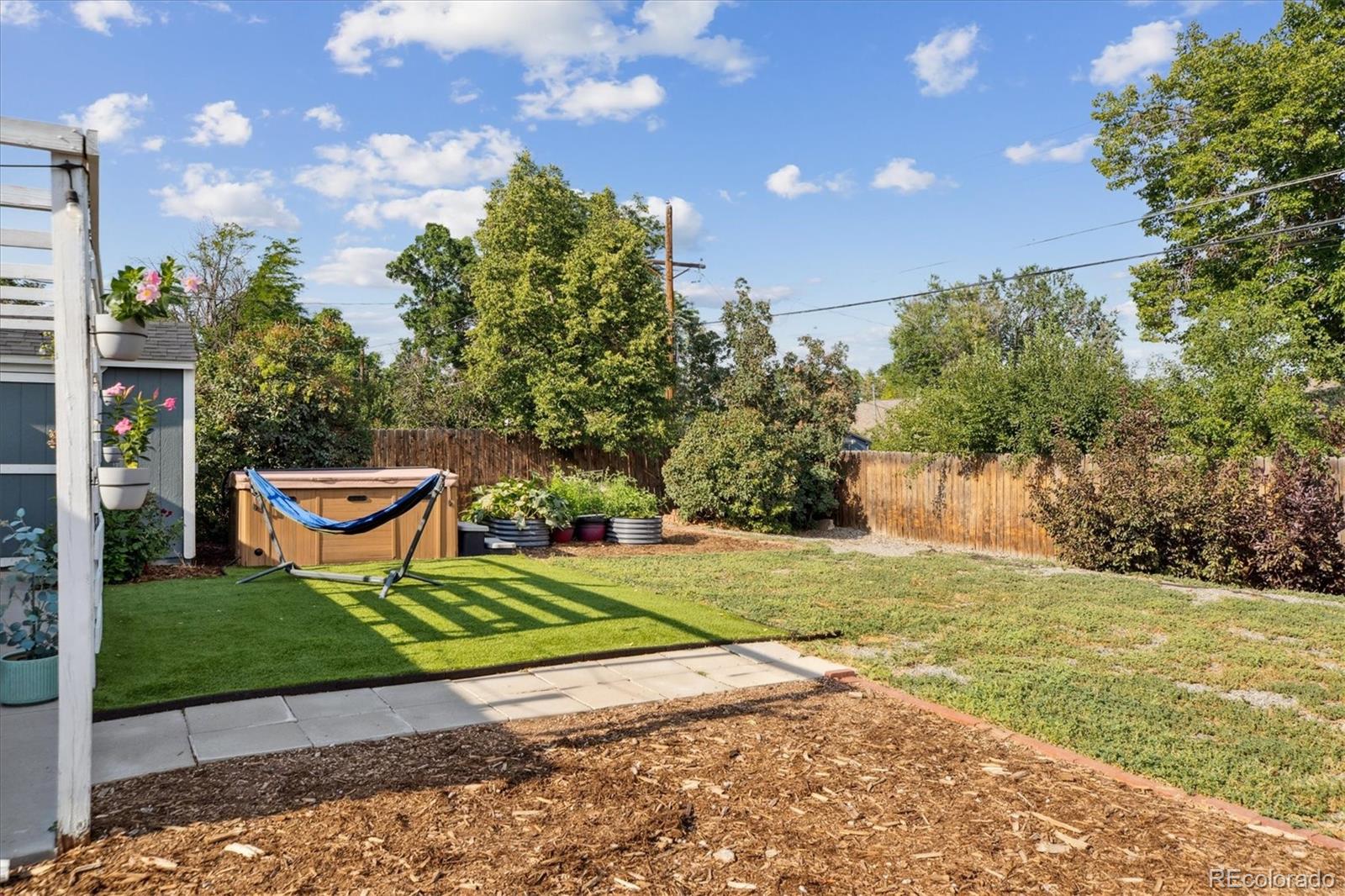 2562 S Quitman Street