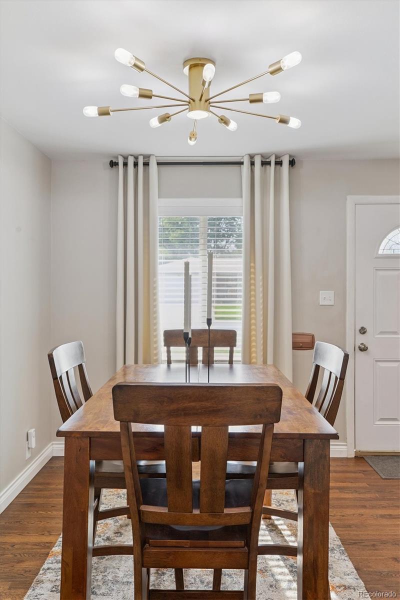 2562 S Quitman Street