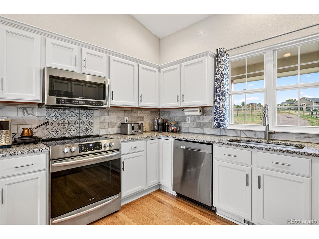2464 Remington Rd