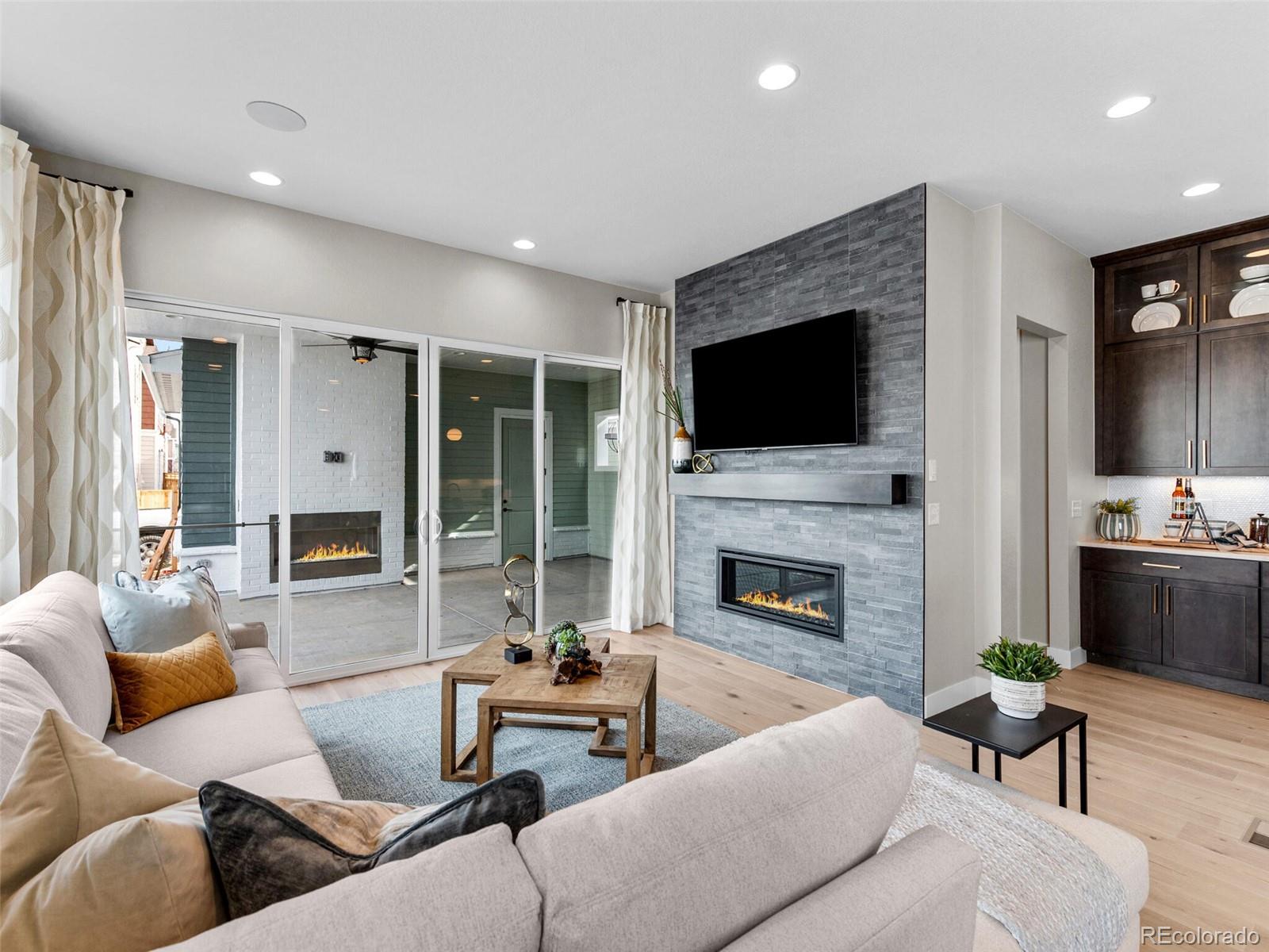 6244 N Lisbon Street