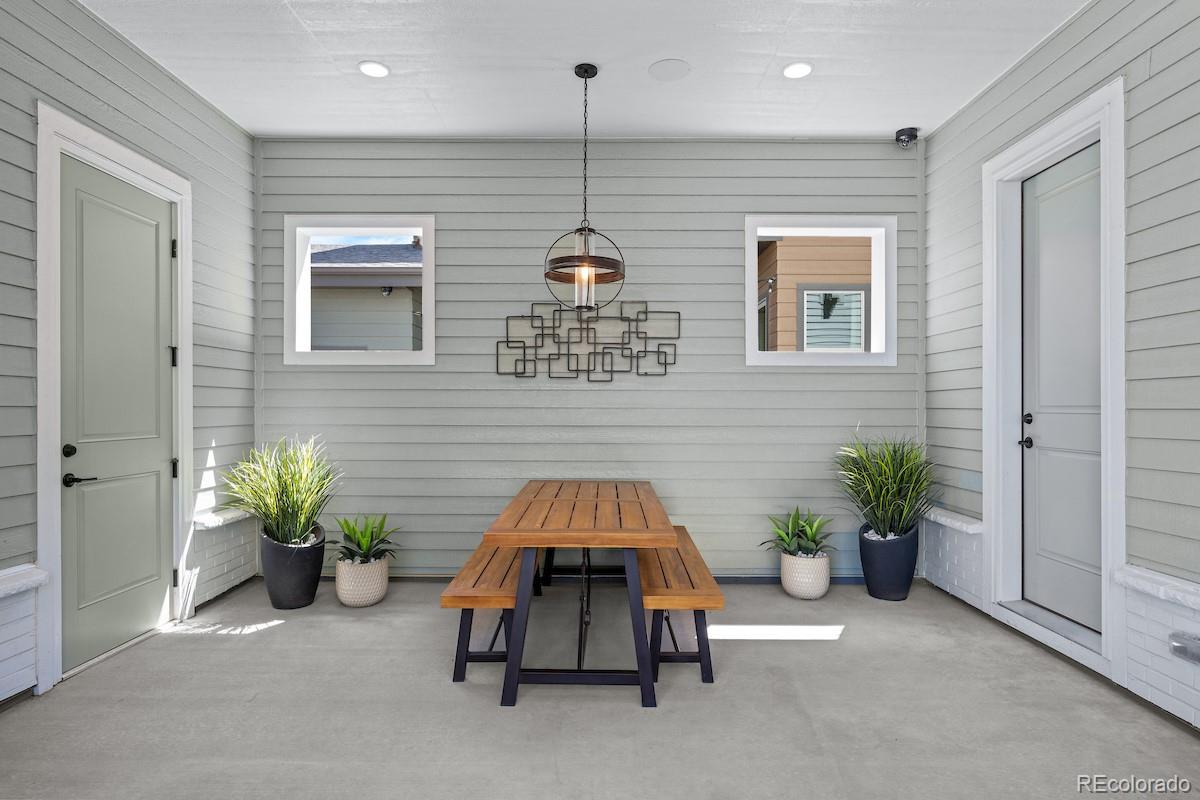 6244 N Lisbon Street